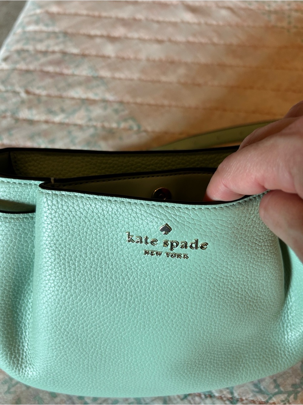 Kate Spade Dumpling Pebbled Leather Light Mint Green Crossbody Bag Purse EUC - Picture 7 of 14